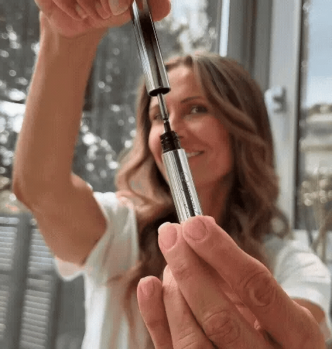 Mascara intro detail
